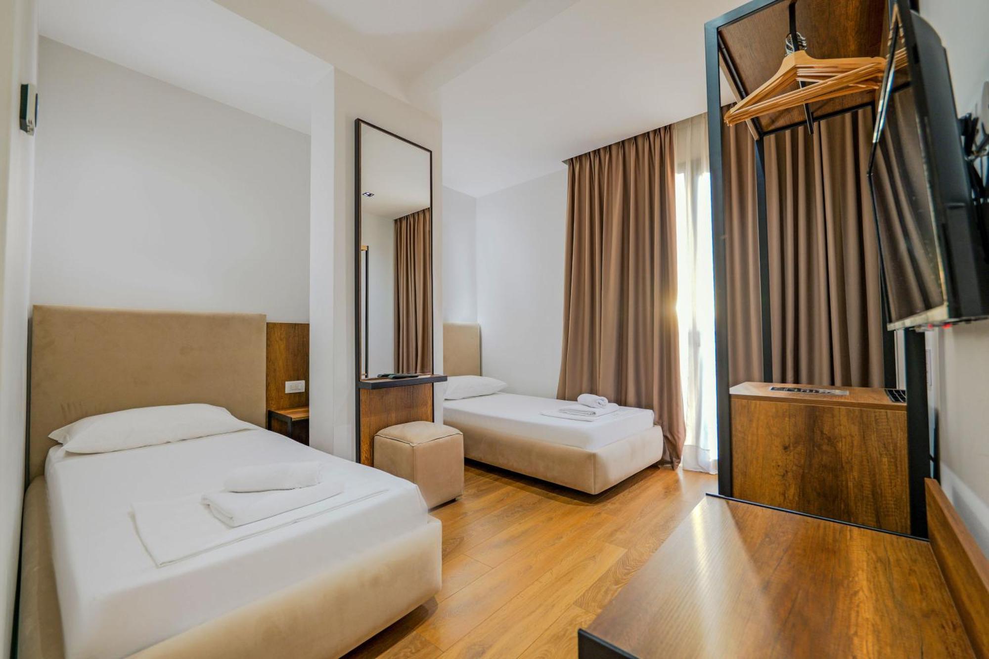 Hotel Central Vlorë Eksteriør bilde