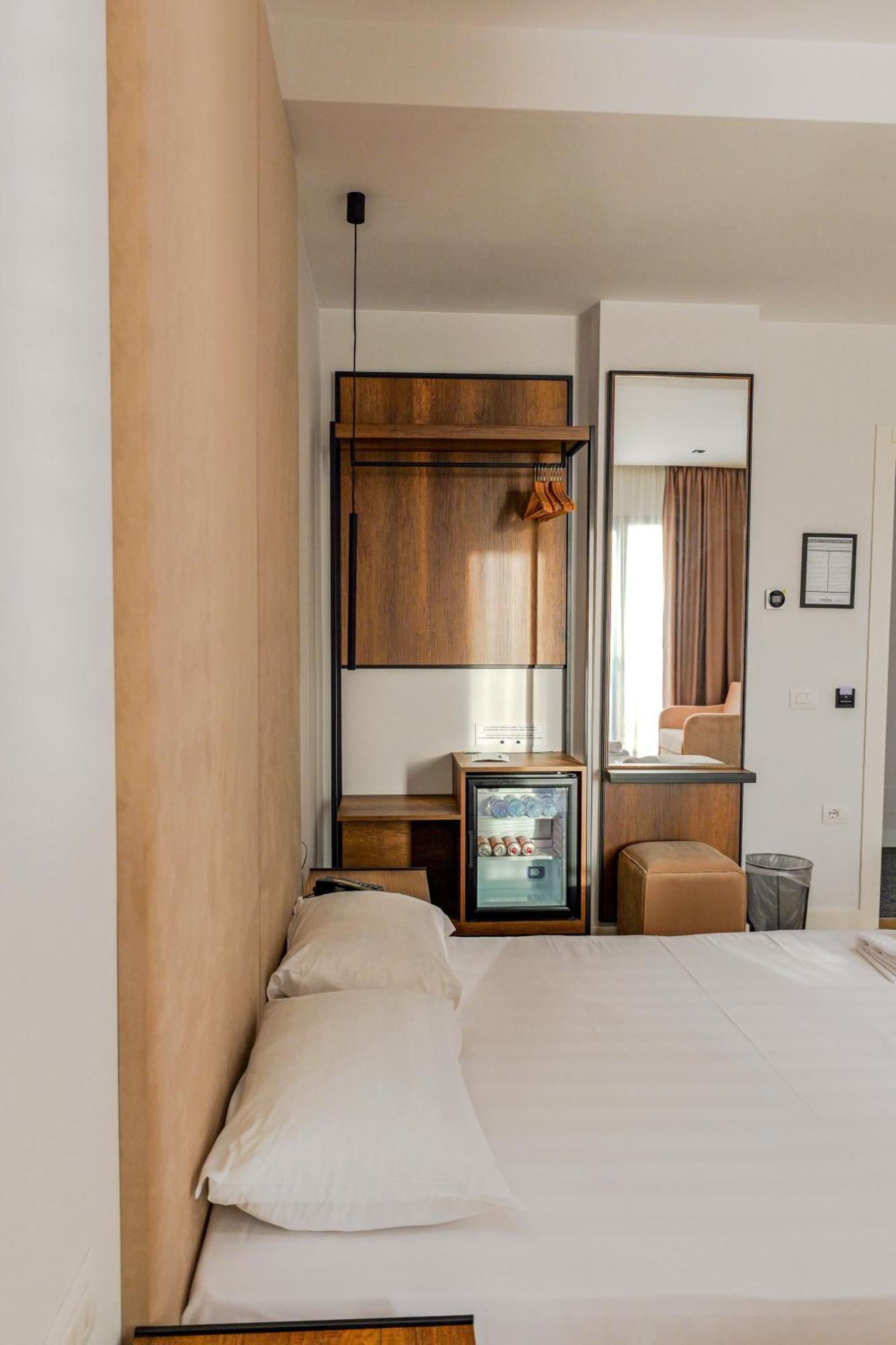Hotel Central Vlorë Eksteriør bilde