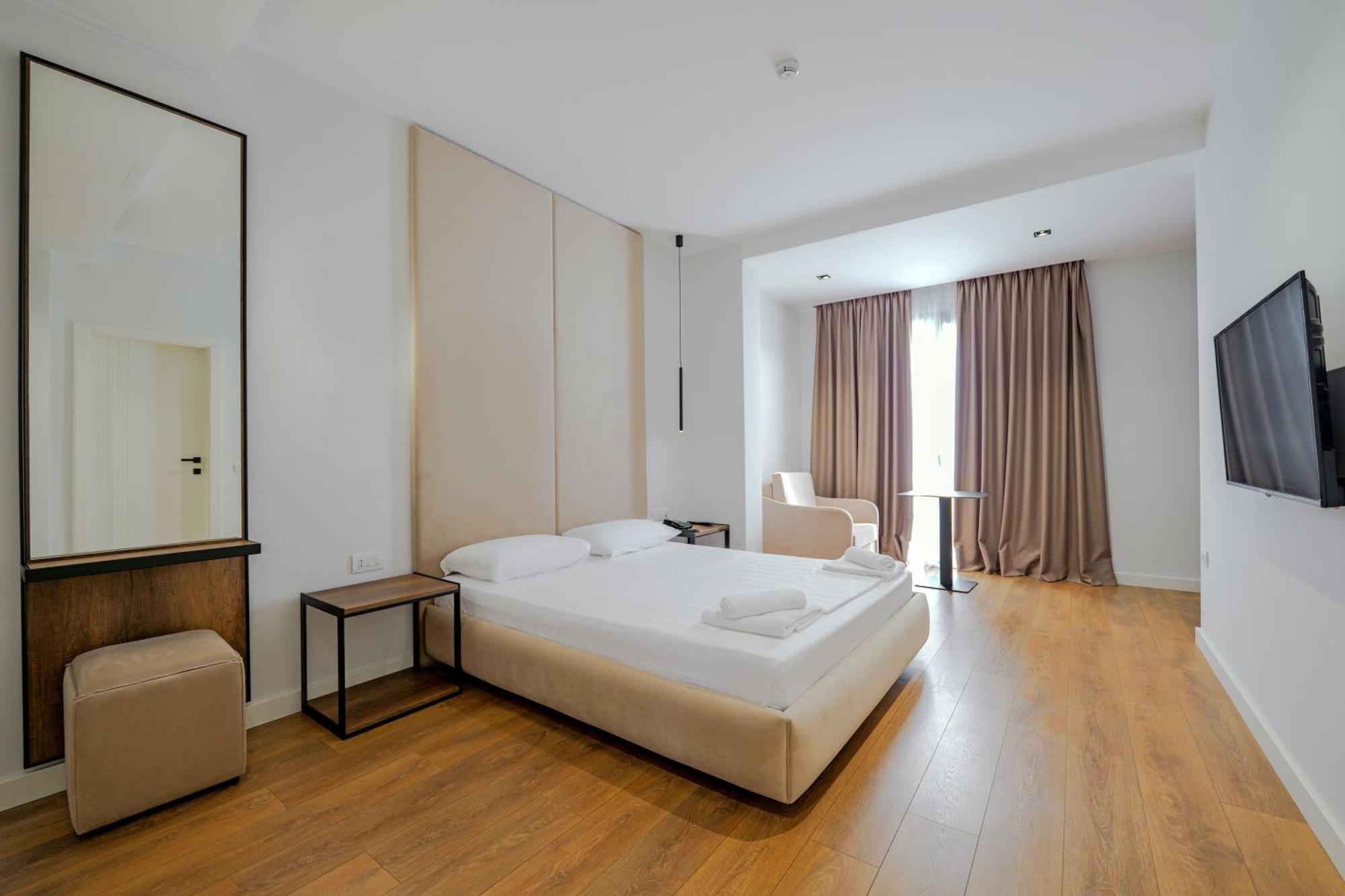 Hotel Central Vlorë Eksteriør bilde