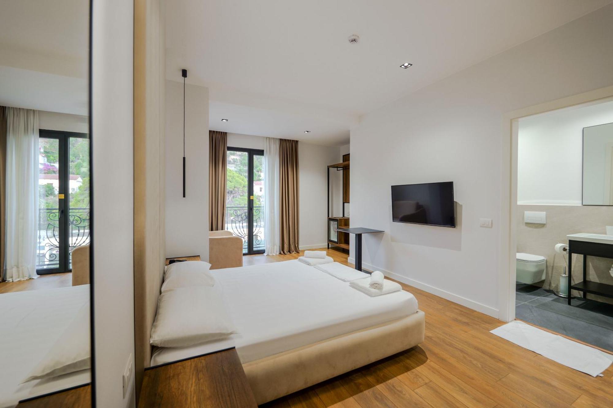 Hotel Central Vlorë Eksteriør bilde