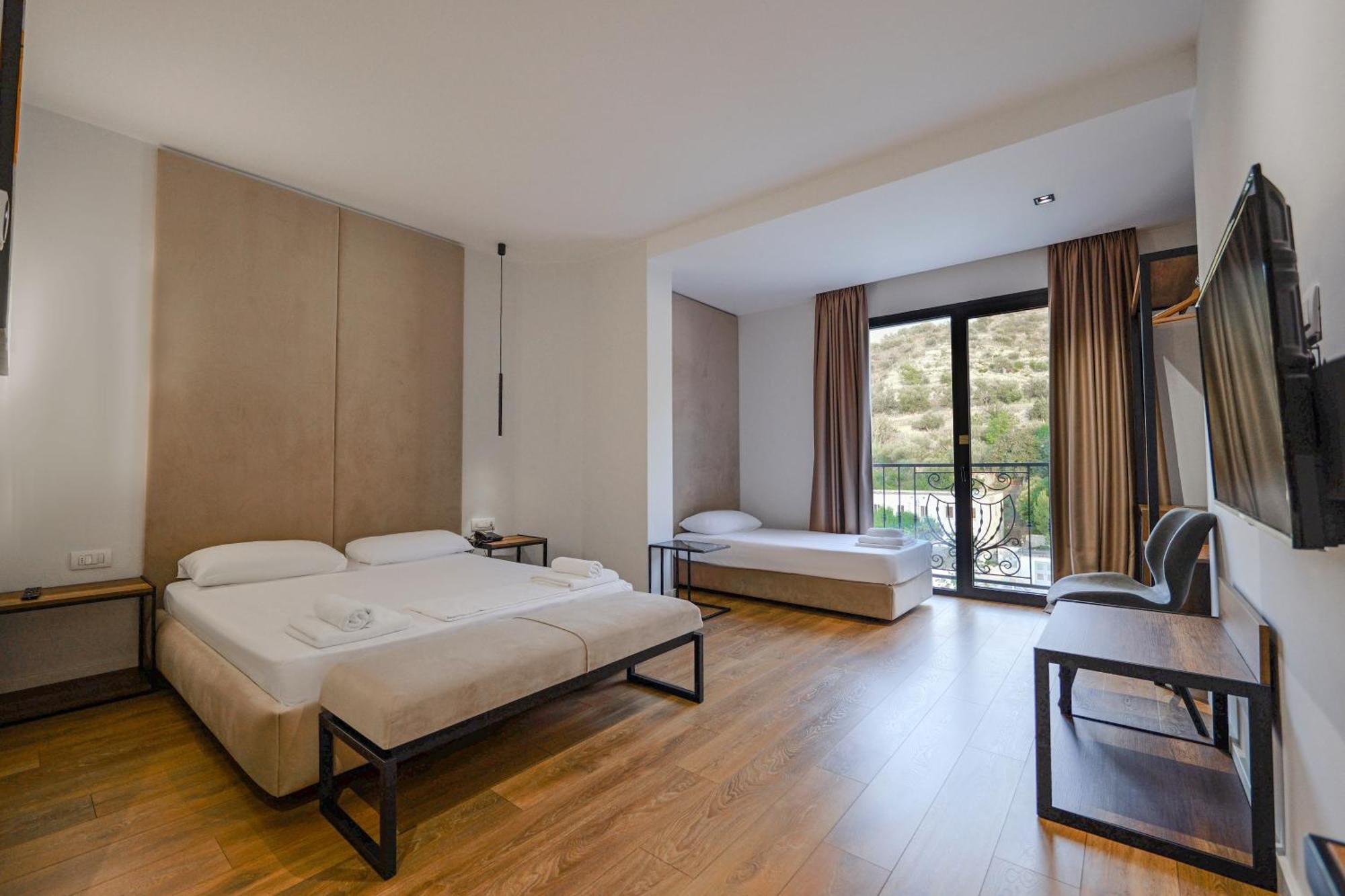 Hotel Central Vlorë Eksteriør bilde