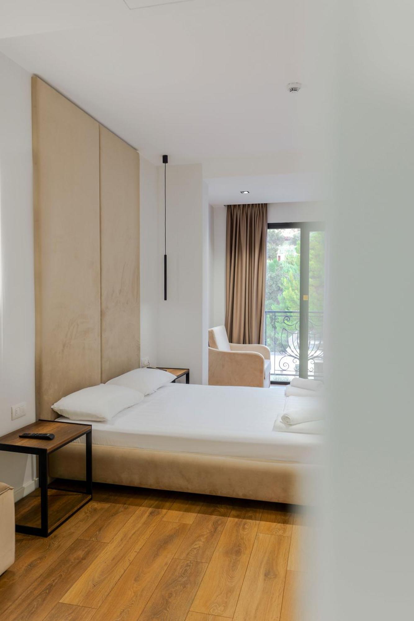Hotel Central Vlorë Eksteriør bilde